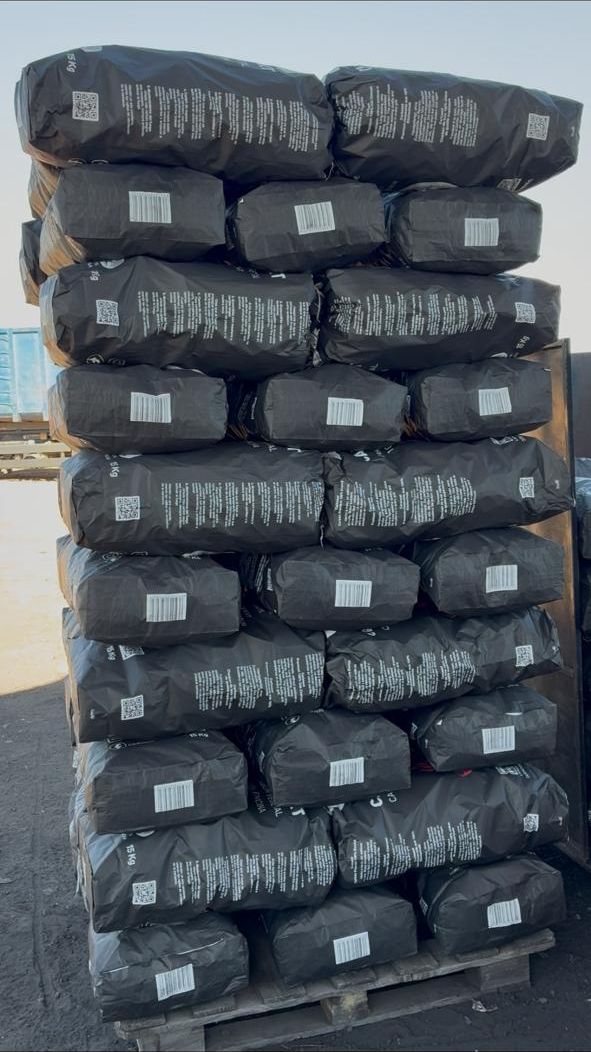 Palettierte 15-kg-Säcke Holzkohle für den Großhandel
